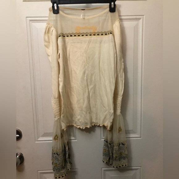 Free people Bell Sleeve Embroidered high tides sweater top size M - Picture 2 of 5